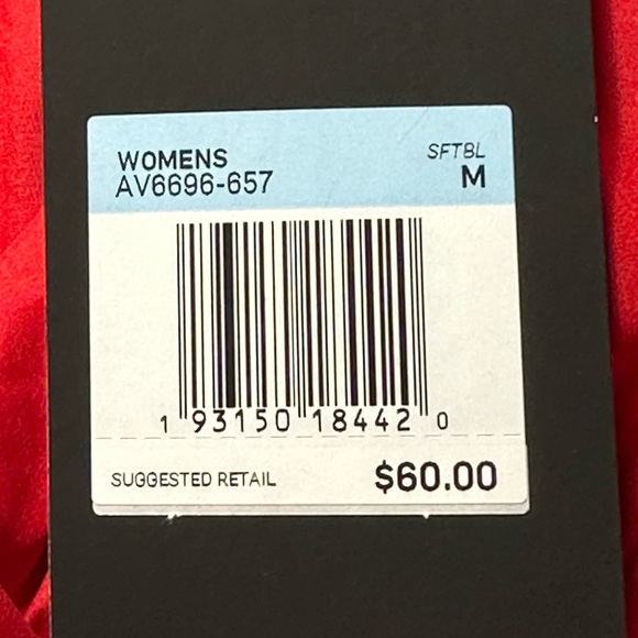 Women's Nike Short Sleeve Lightweight Softball Wind Jacket M Red AV6696-657 - Picture 6 of 6